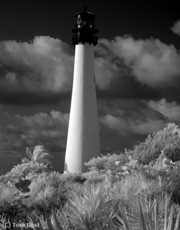 Missing Image: i_0014.jpg - Lighthouse in Infrared