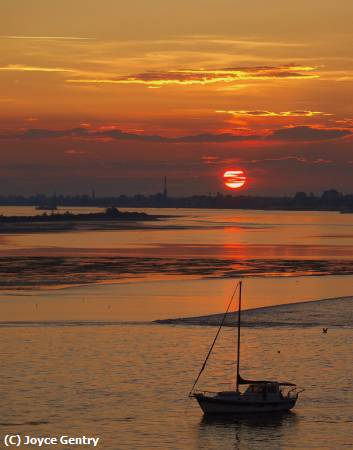 Missing Image: i_0018.jpg - Venetian sunrise
