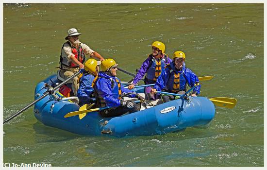Missing Image: i_0072.jpg - Rafting the River