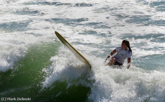 Missing Image: i_0027.jpg - Surfer Girl