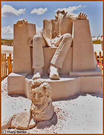 Missing Image: i_0041.jpg - Isaac Damages Sand Sculpture