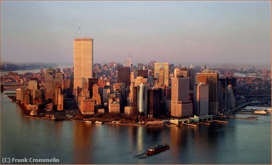 Missing Image: i_0054.jpg - WTC-With Ferry Boat