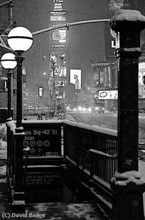 Missing Image: i_0021.jpg - First Snow Times Square