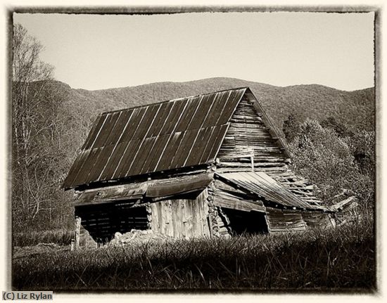 Missing Image: i_0034.jpg - OLD-BARN-IN-THE-MOUNTAINS