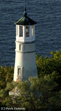 Missing Image: i_0051.jpg - Lighthouse At Harbour Island