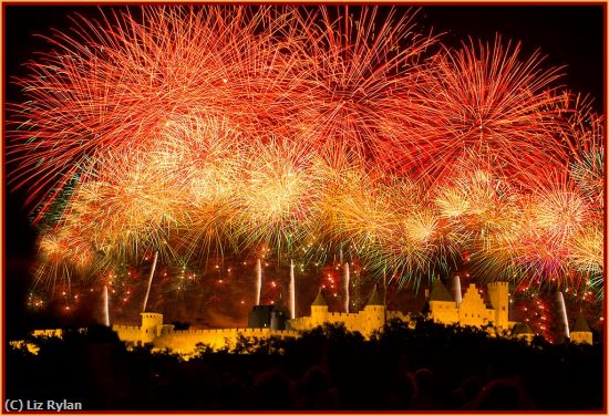 Missing Image: i_0050.jpg - Bastille-Day-Fireworks-FRANCE-Castle