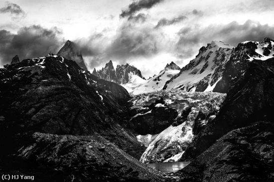 Missing Image: i_0042.jpg - Patagonia Mountain