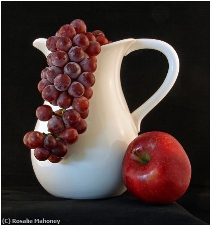 Missing Image: i_0050.jpg - Grapes Apple and Pitcher