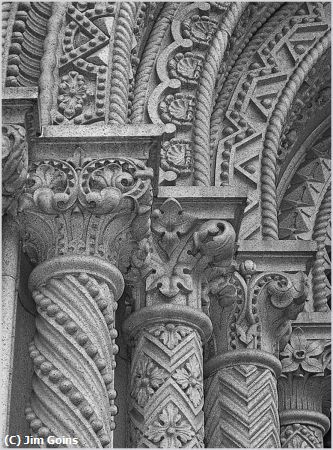 Missing Image: i_0071.jpg - Columns and Curves