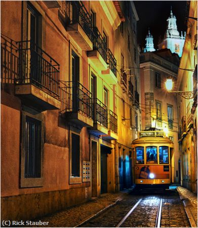 Missing Image: i_0013.jpg - Lisbon Line 28 Trolley