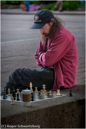 Missing Image: i_0043.jpg - Chess on the Street