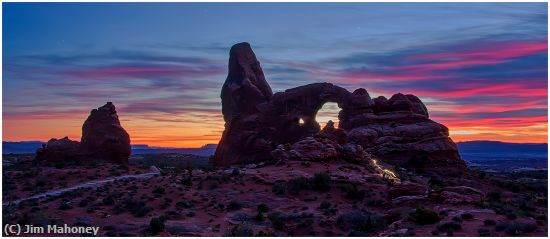 Missing Image: i_0021.jpg - Turret Arch at Sunset