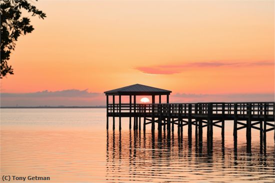 Missing Image: i_0028.jpg - Sunrise Over Merritt ISland