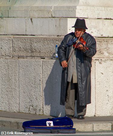 Missing Image: i_0023.jpg - Music-for-a-meal