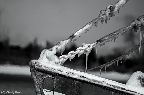 Missing Image: i_0046.jpg - Icy fishing boat BW
