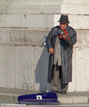 Missing Image: i_0018.jpg - Music-for-a-meal